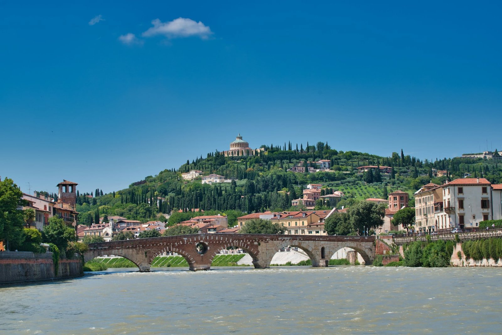 Is Verona Worth Visiting